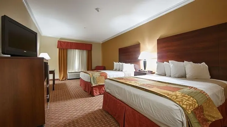 Standard Oda, 2 Büyük (Queen) Boy Yatak, Engellilere Uygun, Sigara İçilmez