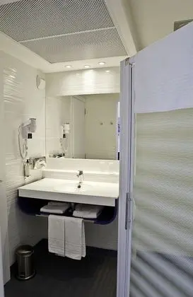 Business Tek Büyük Yataklı Oda, Balkon