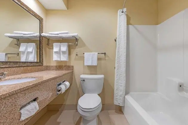 Standard Oda, 2 Çift Kişilik Yatak, Sigara İçilmez, Buzdolabı ve Mikrodalga