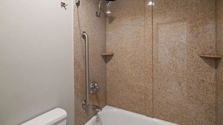 Standard Oda, 1 En Büyük (King) Boy Yatak, Sigara İçilmez, Buzdolabı ve Mikrodalga