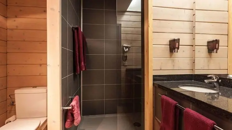 Tek Büyük Yataklı Oda, 1 En Büyük (King) Boy Yatak