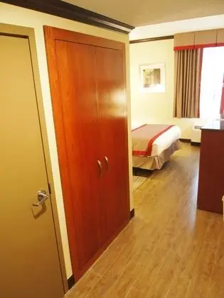 Süit, 1 En Büyük (King) Boy Yatak, Engellilere Uygun, Küvet (with Sofabed)