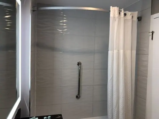 Standard Oda, 1 En Büyük (King) Boy Yatak, Sigara İçilmez, Buzdolabı