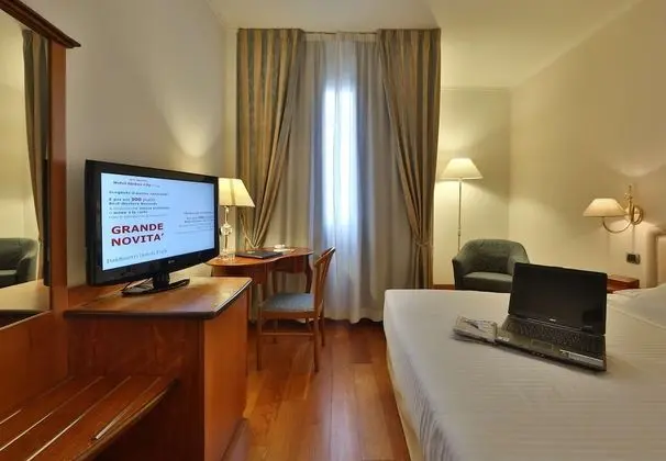 Classic Oda, 1 Büyük (Queen) Boy Yatak (Twin bed on request)