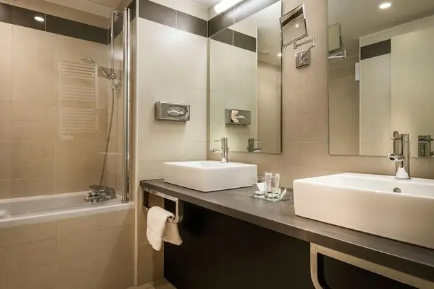 Junior Süit, 1 Çift Kişilik Yatak