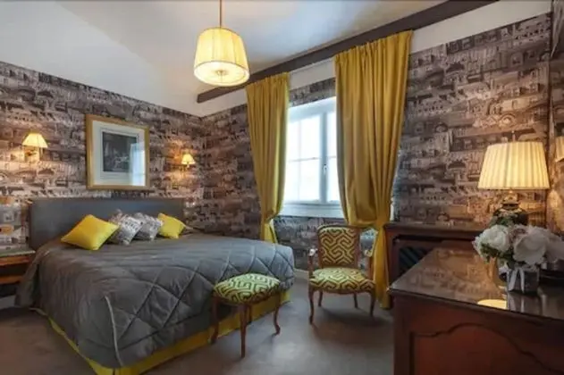 Deluxe Tek Büyük Yataklı Oda