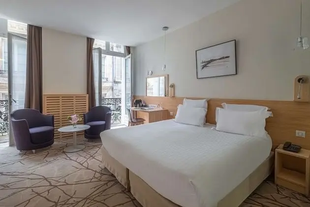 Deluxe Oda, 1 Büyük (Queen) Boy Yatak, Sigara İçilmez, Balkon