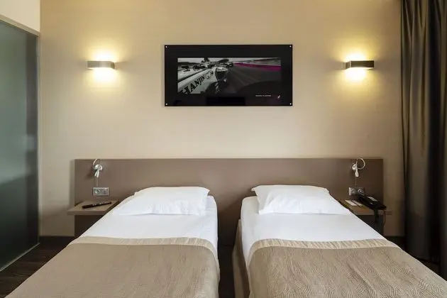 İki Ayrı Yataklı Oda, 2 Tek Kişilik Yatak