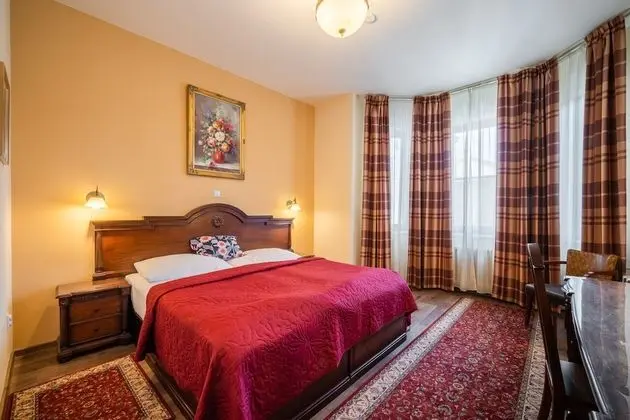 Tek Büyük Yataklı Oda