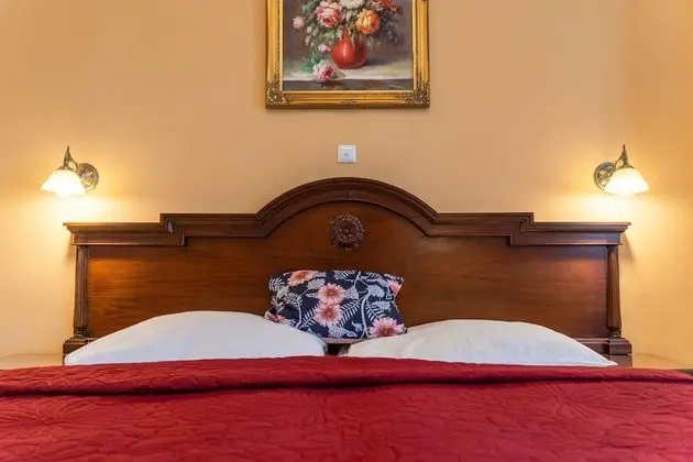 Tek Büyük Yataklı Oda