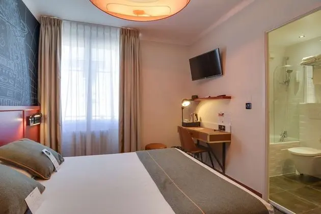 Comfort Oda, 1 Büyük (Queen) Boy Yatak, Sigara İçilmez (Air-Conditioned from Apr 15 to Oct 15)