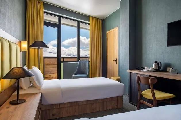 Standard Oda, 2 Tek Kişilik Yatak, Balkon, Dağ Manzaralı