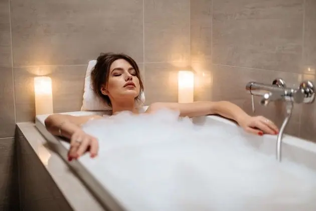 Süit, 1 En Büyük (King) Boy Yatak, Sigara İçilmez