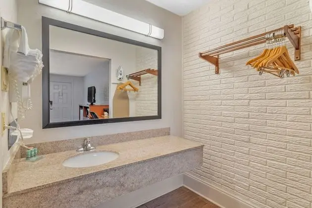 Standard Oda, 2 Çift Kişilik Yatak, Sigara İçilebilir, Buzdolabı ve Mikrodalga
