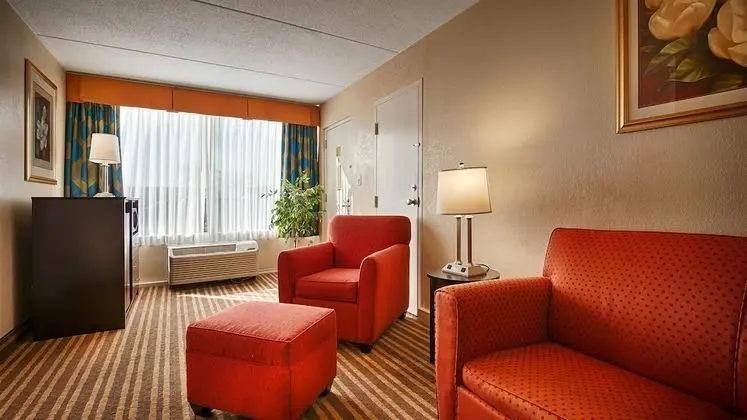 Süit, 2 Çift Kişilik Yatak, Sigara İçilmez, Buzdolabı ve Mikrodalga (Third bed is a Sofabed)