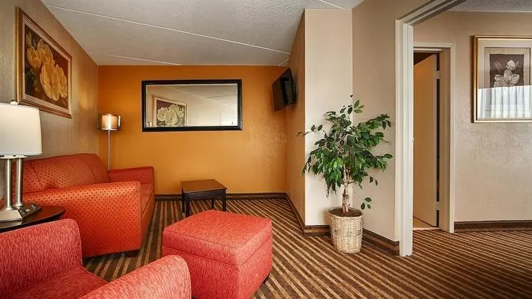 Süit, 2 Çift Kişilik Yatak, Sigara İçilmez, Buzdolabı ve Mikrodalga (Third bed is a Sofabed)