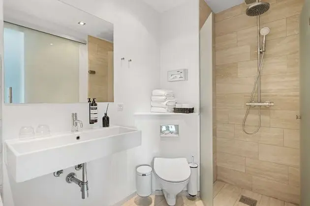 Junior Süit, 1 En Büyük (King) Boy Yatak, Sigara İçilmez