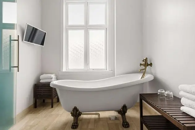 Junior Süit, 1 En Büyük (King) Boy Yatak, Sigara İçilmez