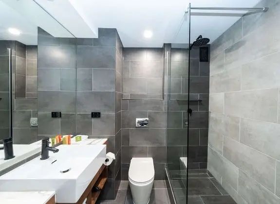 Süit, 1 En Büyük (King) Boy Yatak, Sigara İçilmez, Balkon