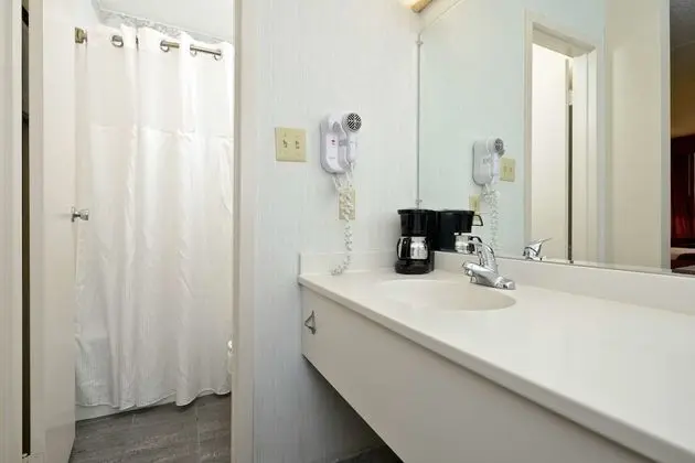 Standard Oda, 2 Çift Kişilik Yatak, Sigara İçilmez, Buzdolabı ve Mikrodalga (Pet Friendly)