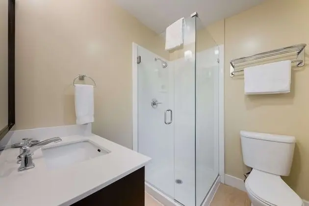Standard Oda, 2 Çift Kişilik Yatak, Sigara İçilmez, Buzdolabı
