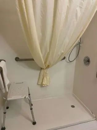 Standard Oda, 2 Çift Kişilik Yatak, Engellilere Uygun, Buzdolabı ve Mikrodalga