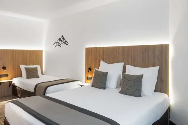 Deluxe Oda, Birden Çok Yatak, Sigara İçilmez