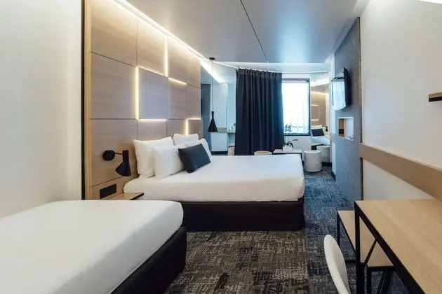 Deluxe Oda, Birden Çok Yatak, Sigara İçilmez