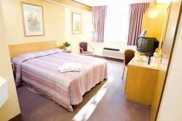 Business Oda, 1 Büyük (Queen) Boy Yatak