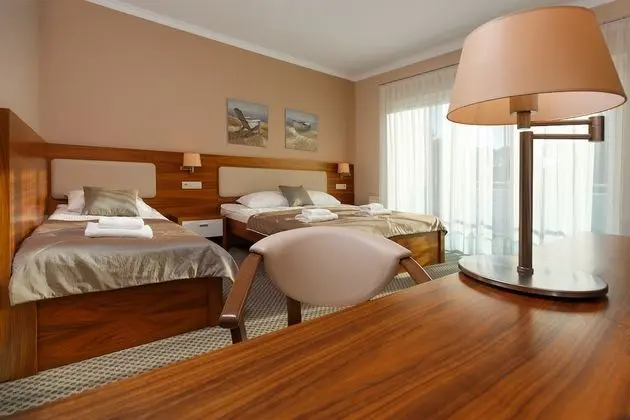 Standard Oda, 3 Tek Kişilik Yatak, Sigara İçilmez, Balkon