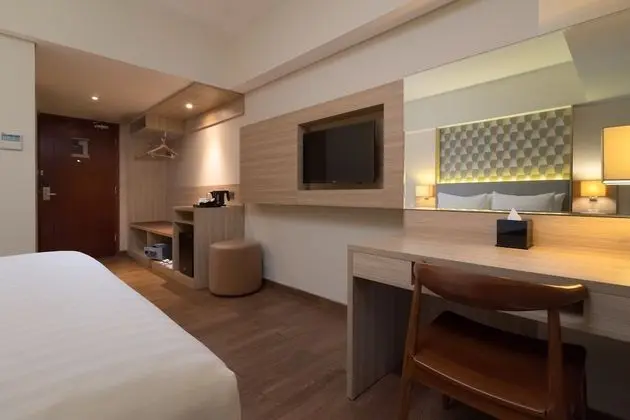 Deluxe Oda, 1 Büyük (Queen) Boy Yatak, Sigara İçilebilir, Balkon
