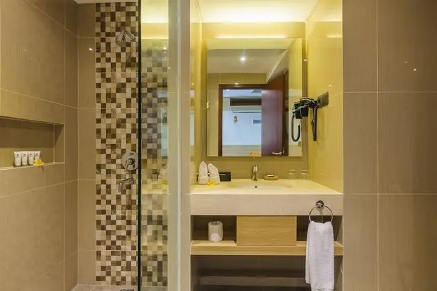 Deluxe Oda, 1 Büyük (Queen) Boy Yatak, Sigara İçilebilir, Balkon