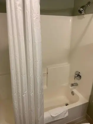 Standard Oda, 1 En Büyük (King) Boy Yatak, Sigara İçilmez, Buzdolabı ve Mikrodalga