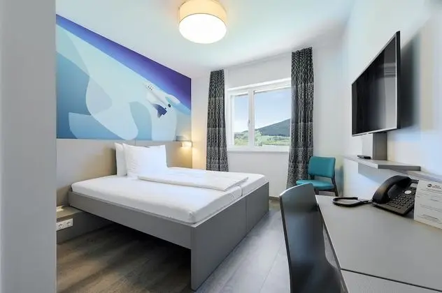 Standard Oda, 1 Çift Kişilik Yatak (Converts to 2 Twin Beds)
