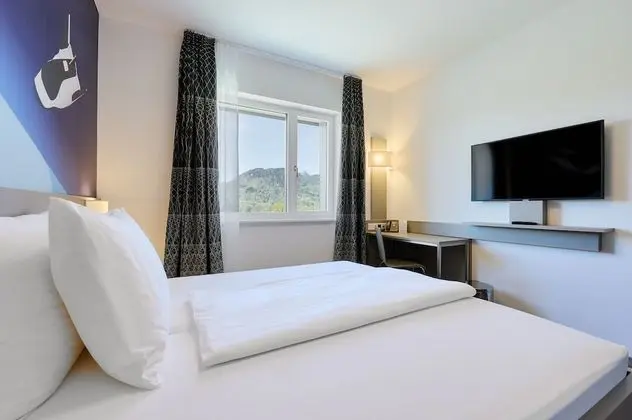 Standard Oda, Birden Çok Yatak (Converts to 2 Twin Beds)