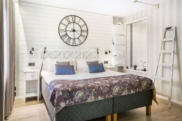 Süit, 1 En Büyük (King) Boy Yatak, Sigara İçilmez (with Sofabed)