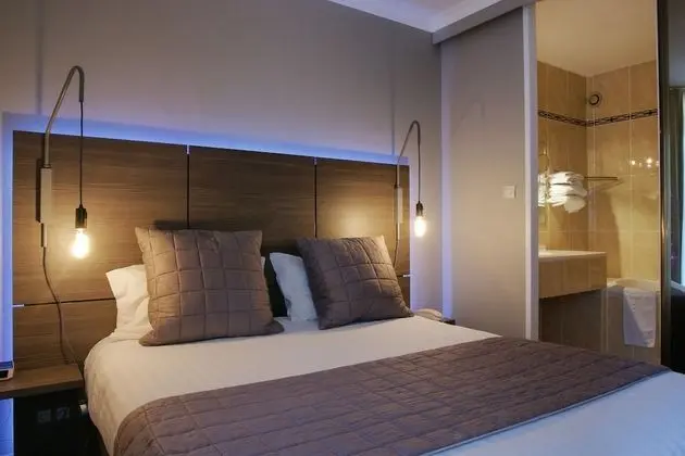 Comfort Tek Büyük Yataklı Oda