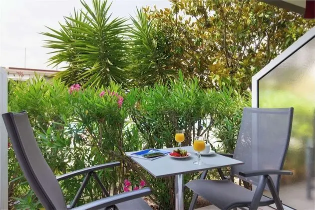 Comfort Oda, 2 Tek Kişilik Yatak, Teras, Havuz Kenarı