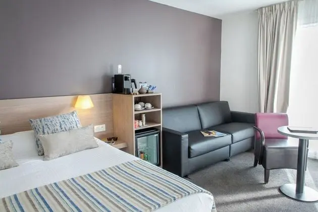 Süit, 1 Büyük (Queen) Boy Yatak, Sigara İçilmez