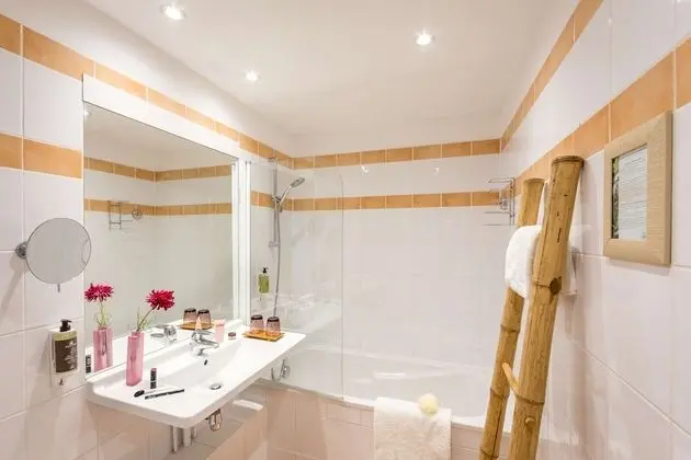 Süit, 1 Büyük (Queen) Boy Yatak, Sigara İçilmez