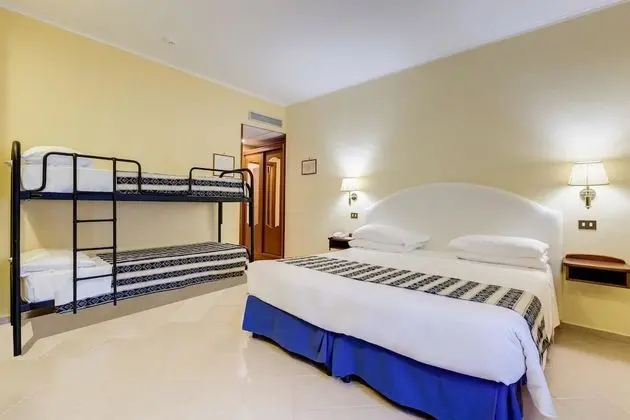 Economy Oda, 1 Büyük (Queen) Boy Yatak (Bunk beds)