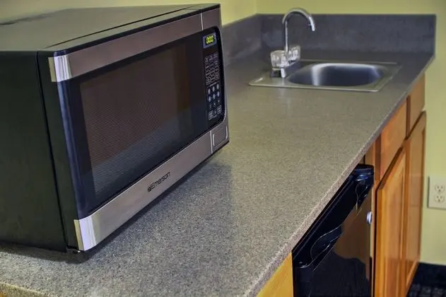 Süit, Birden Çok Yatak, Sigara İçilmez, Buzdolabı ve Mikrodalga