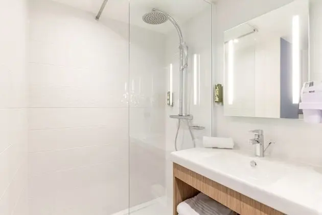 Standard Oda, 2 Tek Kişilik Yatak, Sigara İçilmez (Shower Only)