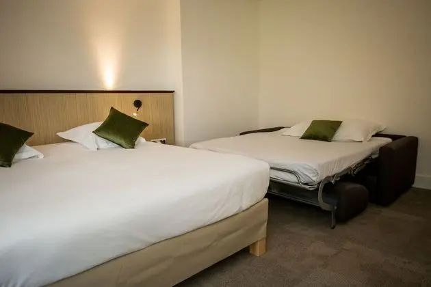 Family Oda, Birden Çok Yatak, Sigara İçilmez, Küvet (Third bed is Single Bed)