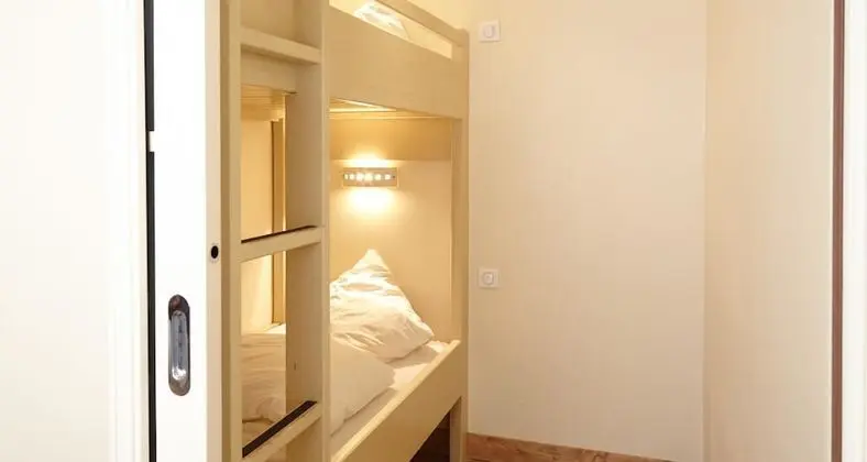 Family Oda, 1 Tek Kişilik Yatak, Sigara İçilmez, Liman Manzaralı (with Extra Bed)