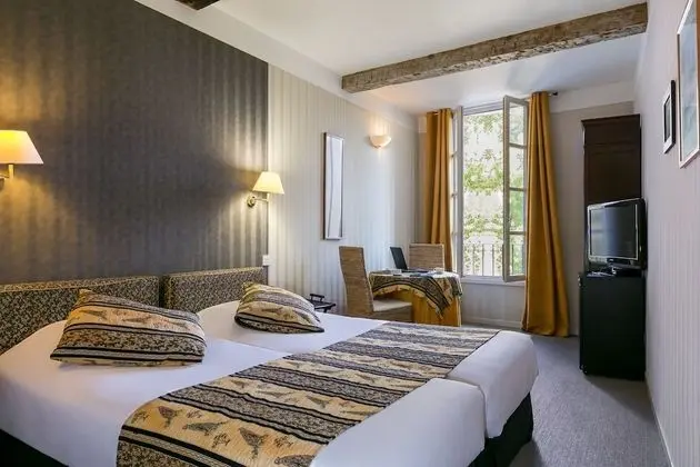 Comfort Oda, 1 En Büyük (King) Boy Yatak, Sigara İçilmez, Bahçe Manzaralı