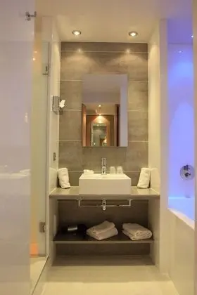 Family Oda, Birden Çok Yatak, Sigara İçilmez, Bağlantılı Odalar