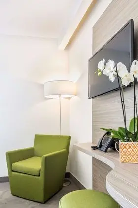 Comfort Oda, 1 Büyük (Queen) Boy Yatak, Sigara İçilmez
