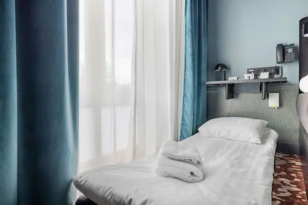 Standard Oda, 1 Büyük (Queen) Boy Yatak, Sigara İçilmez