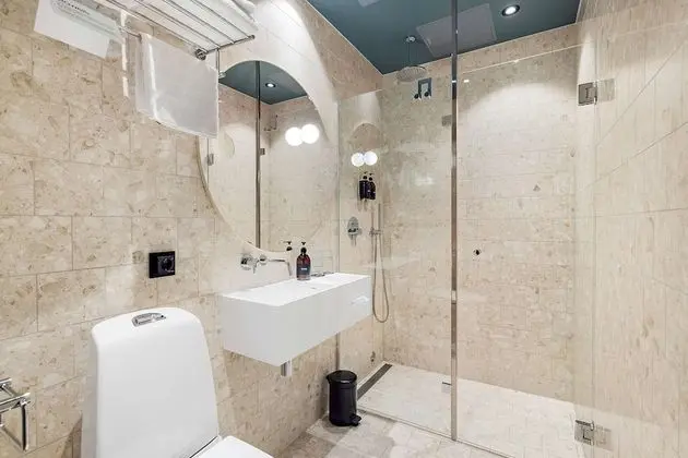 Standard Oda, 1 Büyük (Queen) Boy Yatak, Sigara İçilmez